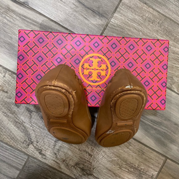 Tory Burch Minnie Travel Ballet Flats with Metal Logo - WITH BOX AND DUST BAG - Picture 8 of 10